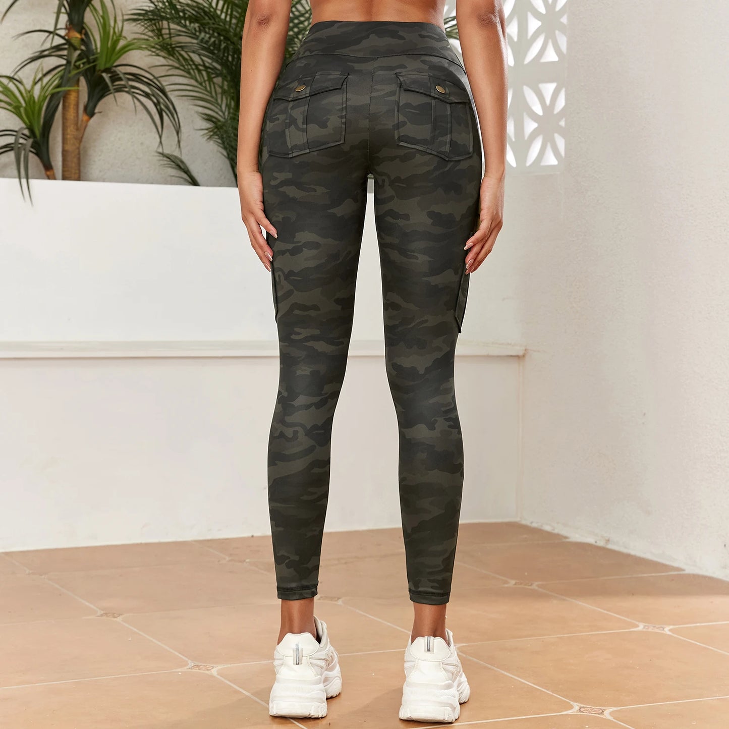 Camouflage Seamless Leggings with Pockets - Digital Print Workout Tights