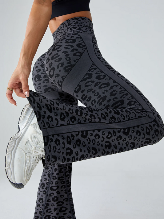 Retro Leopard Flare Leggings - High-Waist Tummy Control Stretch