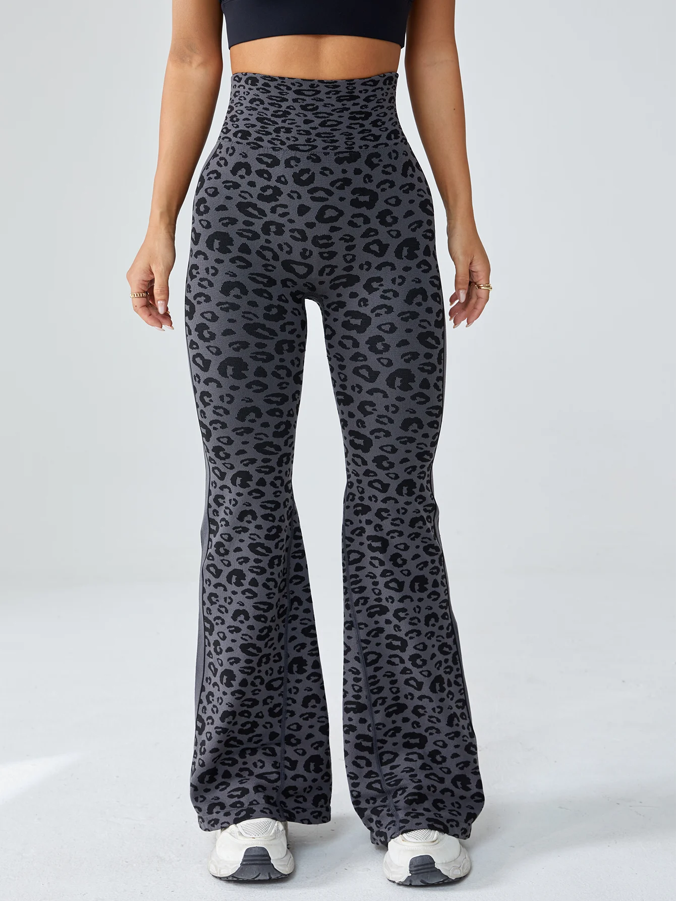 Retro Leopard Flare Leggings - High-Waist Tummy Control Stretch